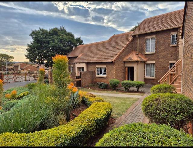 0 BEDROOM TOWNHOUSE FOR SALE IN CELTISDAL